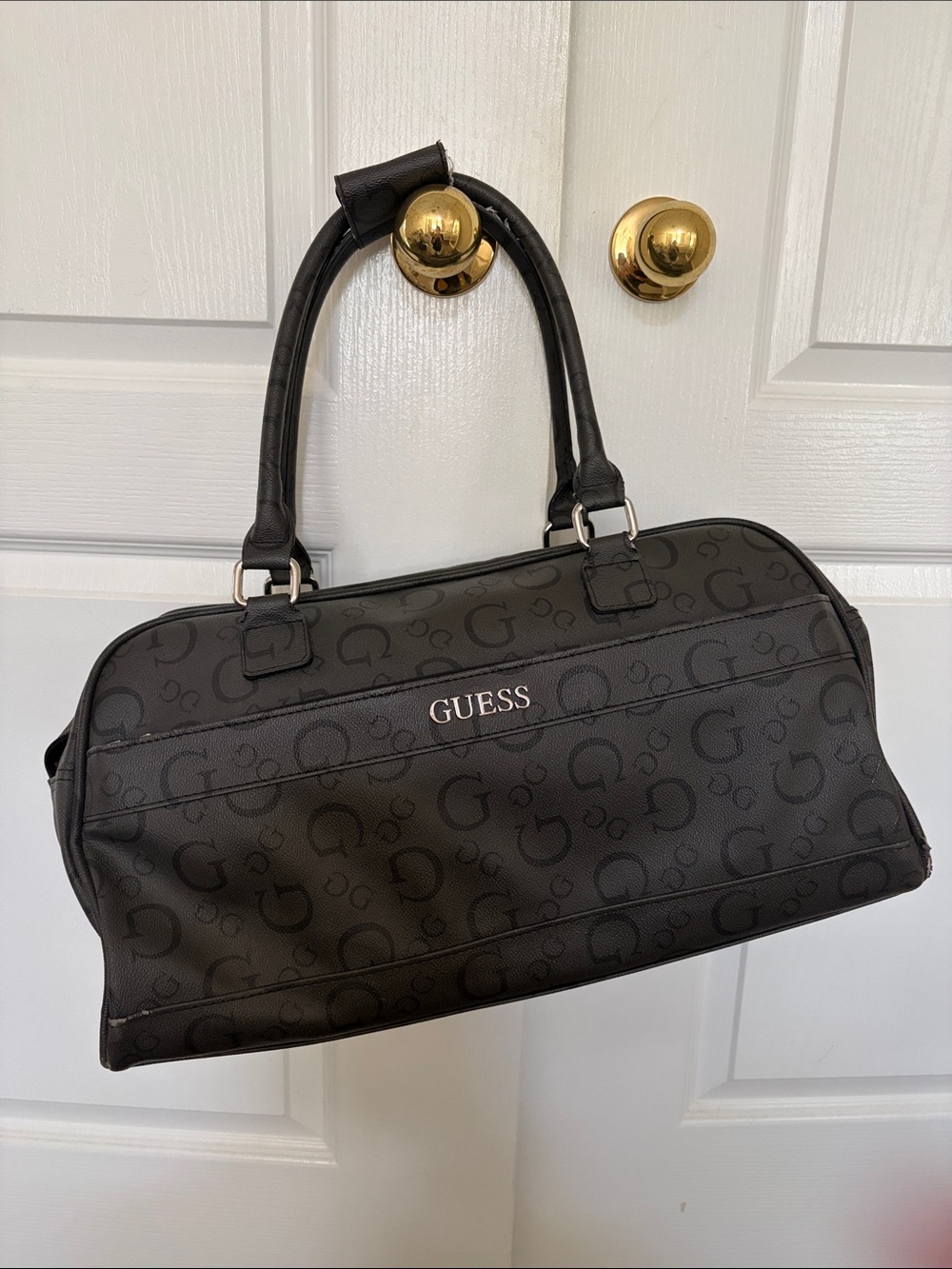 GUESS Black Logo-print Satchel